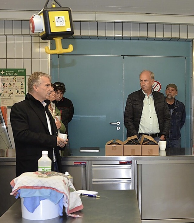 Brgermeister Josef Matt (links) bei der Begehung mit dem Gemeinderat  | Foto: Sonja Niederer