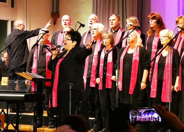 Chor Soulvation mit Angela Mink  | Foto: Sylvia-Karina Jahn