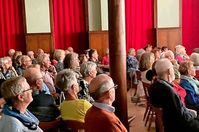 Mit ihrer BZ-Card konnten die Gste gr...#8222;Balkongflschter&#8220; erleben.  | Foto: Karin Kleis