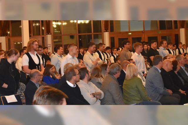 Freisprechungsfeier  der  Innung in Friesenheim: Tradition mit jeder Menge Schwung