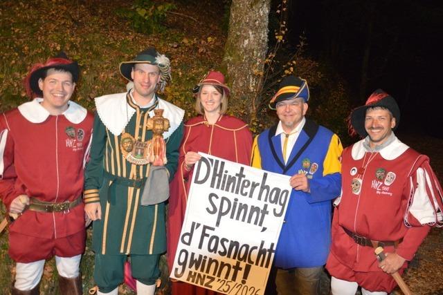 Burgvogt "Patrick I. vo de Sunnematt" und Burgfrulein "Alisia I. vom Rebland" regieren im Hinterhag