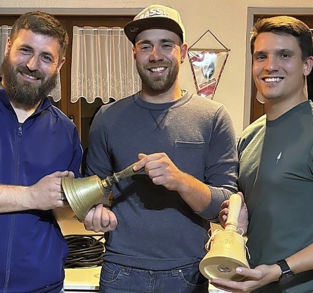 Der neue Vorsitzende Jonas Kleiser (Mi...nuel Peghini (links) und Simon Kaiser. | Foto: Skiclub-Bubenbach Der neue Vorsitzende Jonas Kleiser (Mi...nuel Peghini (links) und Simon Kaiser. | Foto: Skiclub-Bubenbach