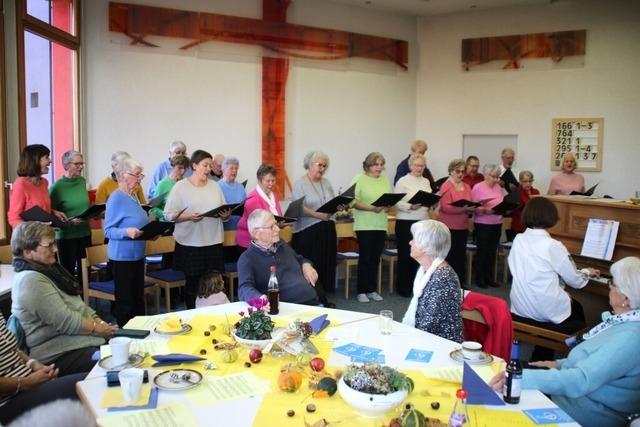Beim Herbstsingen in Karsau hat das Publikum Freude am Mitsingen