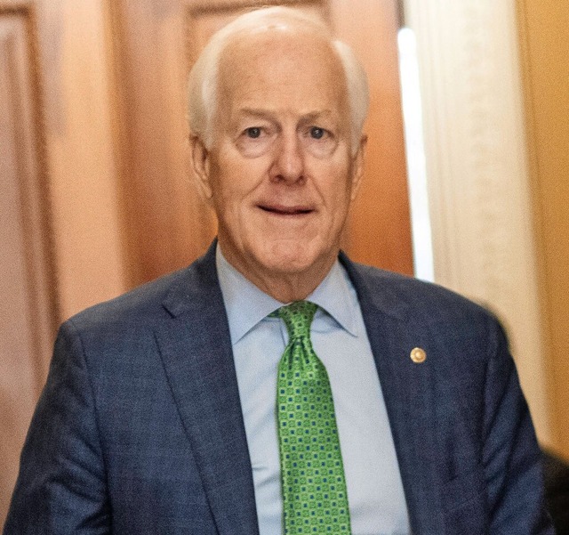 Seine Stimme gab den Ausschlag: Republikaner John Cornyn.  | Foto: IMAGO/Nathan Posner
