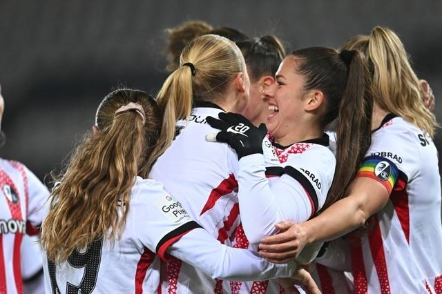 Die SC-Freiburg-Frauen besiegen das Top-Team Bayer Leverkusen mit 2:1