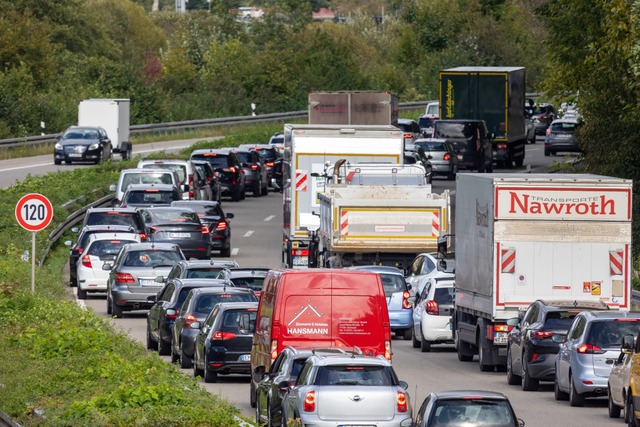 Auf der B294 kam es zu einem Unfall am Stauende (Archivbild).  | Foto: Patrik Mller