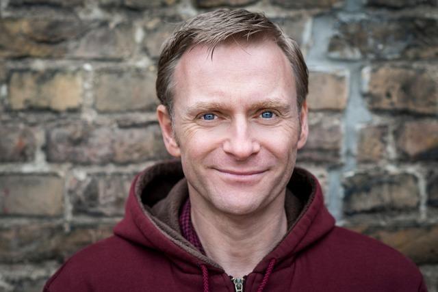 "Drei Haselnsse fr Aschenbrdel" als Live-Hrspiel im Weiler Haus der Volksbildung