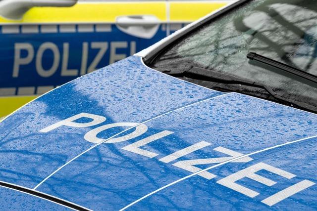 Porschefahrer flchtet nach missglcktem Einparkversuch auf Lrracher Supermarktparkplatz