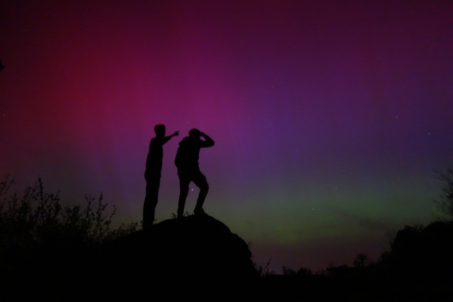 Schon im Mai waren Polarlichter zu sehen.  | Foto: Floe Pfeiffer