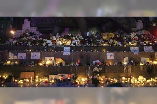 Paris und das Attentat vor zehn Jahren: "Die Stadt schwankt, aber sie geht nicht unter"
