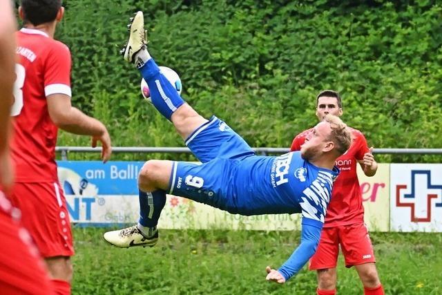 Akrobat Niklas Heizmann trifft gegen FC Wittlingen gleich zwei Mal per Fallrckzieher
