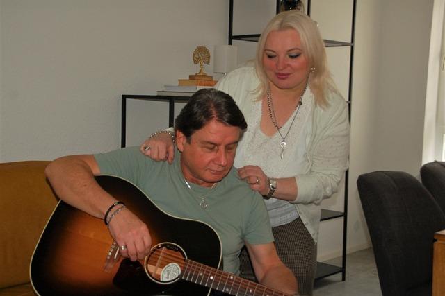 Die Rheinfelder Sngerin Anna Lu will Karsau mit  "Swinging Christmas" verzaubern