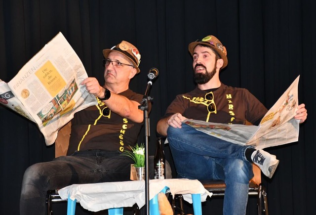 Die Hirschbg-Clique beim Sketch mit der Jugend.  | Foto: Heinz Vollmar