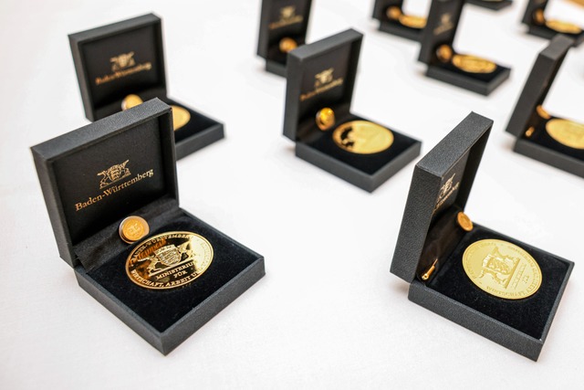 Die Wirtschaftsmedaille des Landes wird seit 1987 verliehen.  | Foto: Wirtschaftsministerium 