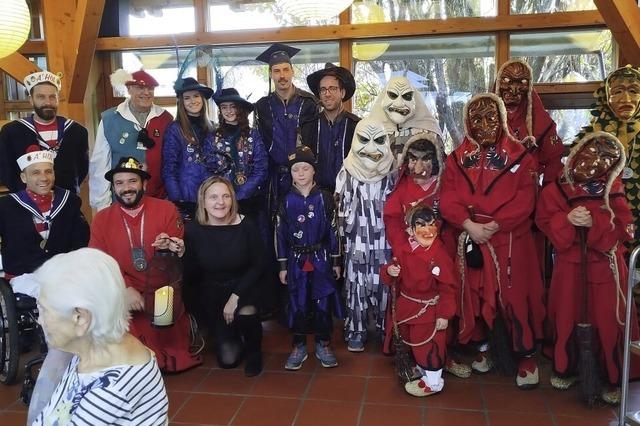 Das Narrenlicht leuchtet auch im Seniorenheim
