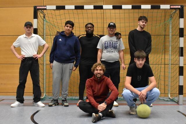 Wie der Nachtsport in Lrrach Jugendliche im Salzert-Treff aktiv einbindet