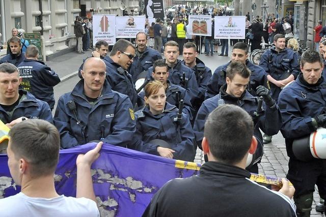 Bundesverfassungsgericht urteilt:  Blockaden gegen rechte Demos bleiben strafbar