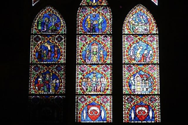 Die Samstags-Uni in Freiburg wagt durch das Bckerfenster im Mnster einen Blick in die Vergangenheit