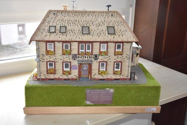 Das alte Rathaus in Hinterzarten wird bald abgerissen. Der Abschied tut nicht nur weh