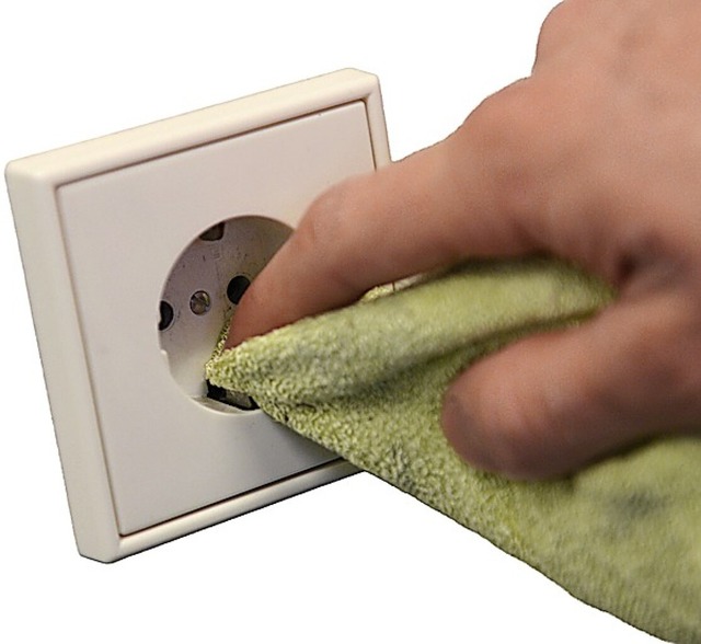 Vorsicht beim Subern  | Foto: Caroline Seidel (dpa)