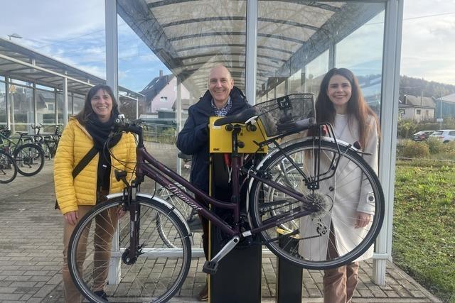 Neue Radservice-Station in Maulburg rettet Radler bei Pannen