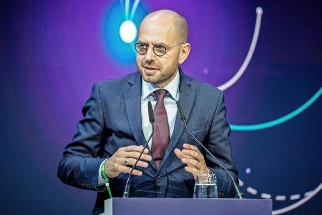 Regierung ist mit sich selbst zufrieden