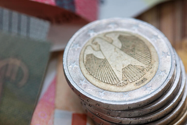 Bei Anlagetipps gilt: Nie auf das erste Hochglanzangebot vertrauen