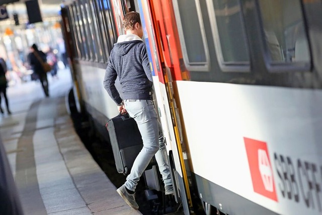 Wegen eidgenössischer Sparmaßnahmen kö...ach Malmö in letzter Minute scheitern. | Foto: Bodo Marks (dpa) Wegen eidgenössischer Sparmaßnahmen kö...ach Malmö in letzter Minute scheitern. | Foto: Bodo Marks (dpa)