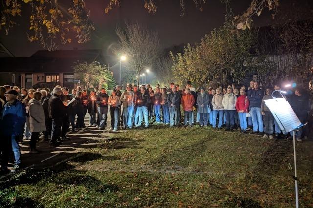 Schler erinnern an zerstrte Synagoge und Opfer des Nationalsozialismus in Eichstetten
