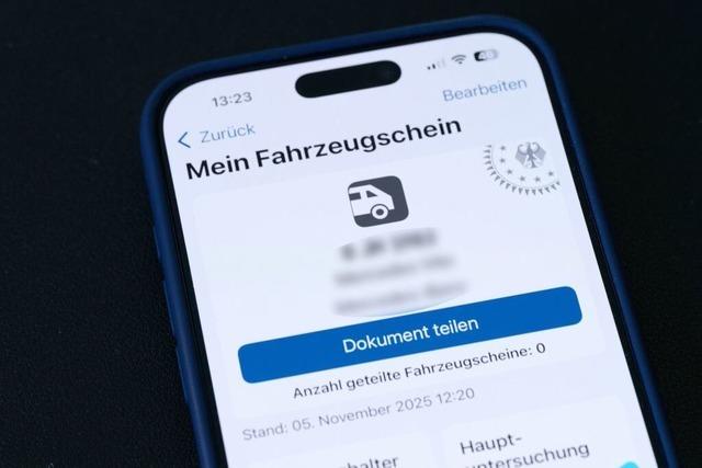 Brger knnen Fahrzeugschein jetzt digital mit i-Kfz-App nutzen