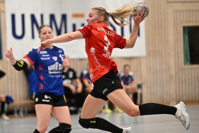 Die Handballerinnen der HSG Freiburg kassieren eine schmerzhafte Niederlage