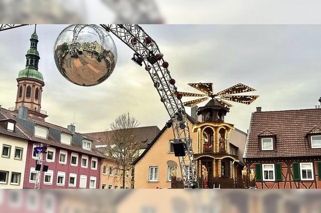 Auf dem Offenburger Marktplatz stehen alle Zeichen auf Feststimmung