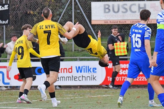 Miro-Klose-Gedchtnissalto: Andreas Fi... Wyhl bejubelt seinen Treffer zum 3:1.  | Foto: Achim Keller