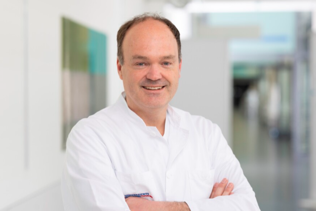 Wie knnen Herzinfarkte frh erkannt werden? Freiburger Kardiologe klrt auf