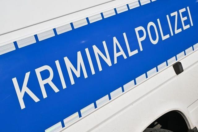 Mann wird beim Abladen einer Arbeitsbhne in Weil am Rhein tdlich verletzt