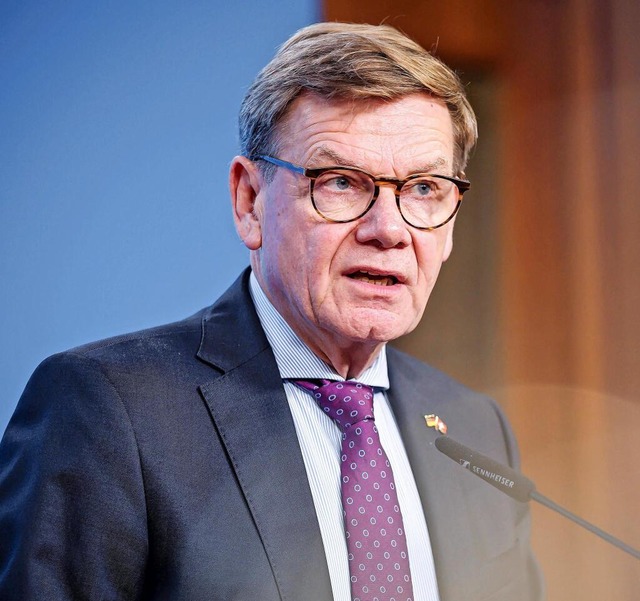 &#8222;Wir kehren jetzt zurck zu Einz...esauenminister Johann Wadephul (CDU).  | Foto: IMAGO/Thomas Trutschel