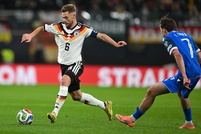 Joshua Kimmich am Ball  | Foto: Robert Michael (dpa)