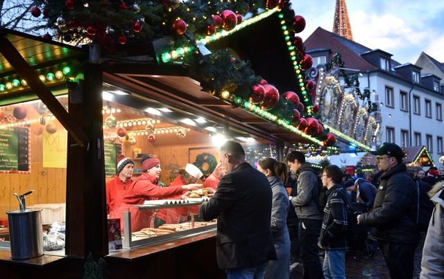 Auf dem Freiburger Weihnachtsmarkt im vergangenen Jahr  | Foto: Rita Eggstein