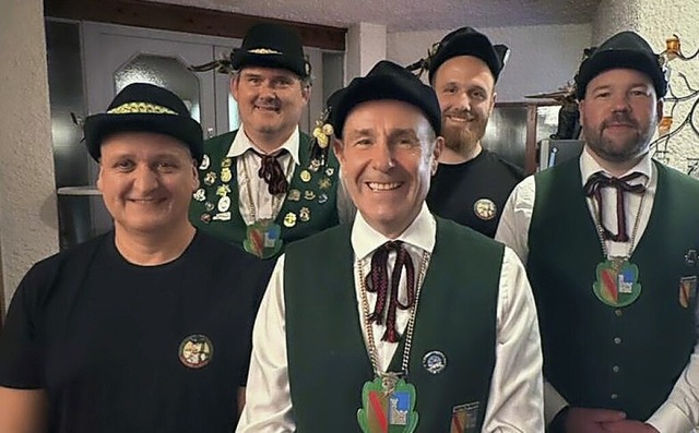 Der neue Vorstand der Narrenzunft Johlia vom Vgelestei.  | Foto: Verein