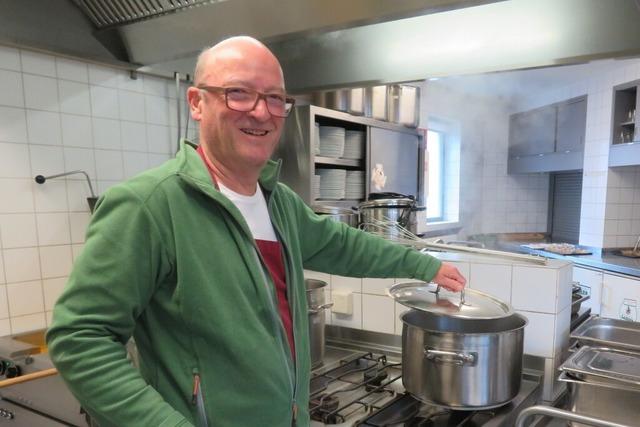 Quartierscaf in Lrrach-Stetten: Ex-Wilder-Mann-Wirt Hansi Gerber steht gerne wieder am Herd