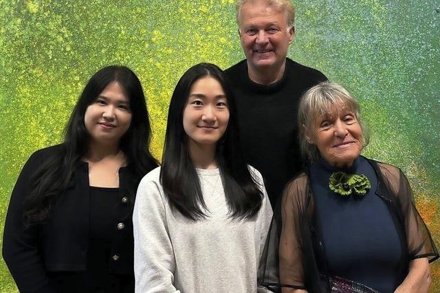 Das Ensemble Brigitte Posenecker prsentiert in Endingen ein vorweihnachtliches Programm mit Lyrik und Klassik