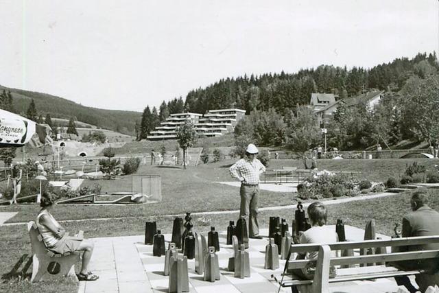 Von Seen, Wasserspielen und Pergolas: Darum sorgte der Kurgarten in Neustadt immer wieder fr Zoff