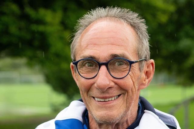 Neustadts Vereinschef Rolf Eckert hat eine Idee: "Vielleicht kann der Kompany ja auf den Musiala verzichten?"