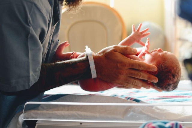 Im Kreisaal  | Foto: Christian Bowen (Unsplash)