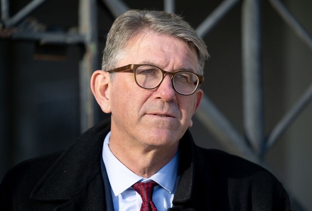 Wolfram Weimer trennt sich wegen der D...Anteilen am Verlag Weimer Media Group.  | Foto: Sven Hoppe (dpa)