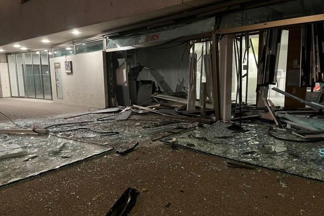 In Laufen in der Schweiz wurde ein Geldautomat gesprengt