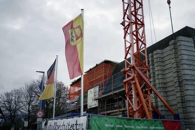 Sanierungsarbeiten am Rathaus stagnieren