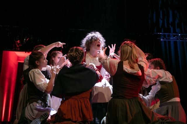 "1601 – Hexenwahn in Offenburg": Ein grandioser Theaterabend der Jungen Theaterakademie