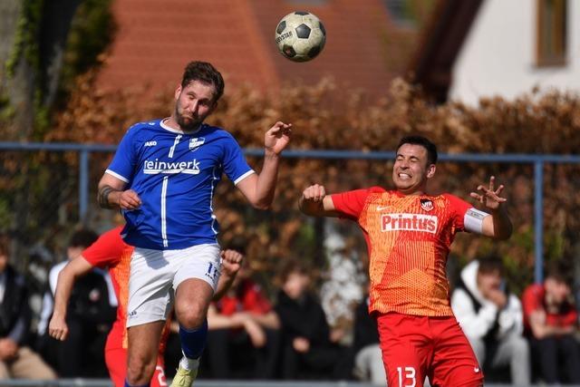 Der Kunstrasen in Bhlertal weckt keine guten Erinnerungen beim SC Lahr