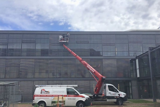 Das Team von Mathis Sonnenschutz hilft...sen, Rollladen und Reparaturen weiter.  | Foto: Mathis Sonnenschutz